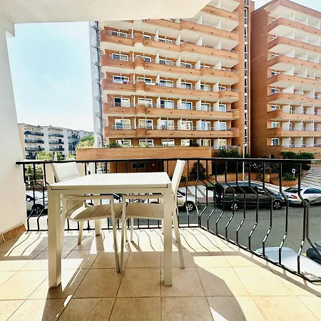 Apartamento 2211 Claudia A-02, En Pleno Corazon De Santa Margarita, Cerca De La Playa Mas Espaciosa De Roses. - Es-258-153 Rosas